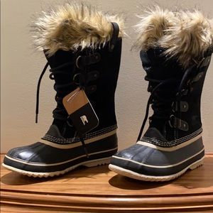 Sorel Joan of Arc boots